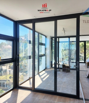 Cửa kết hợp vách kính 55C