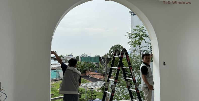 Lắp đặt cửa nhôm tại TP.HCM cho nhà phố hiện đại